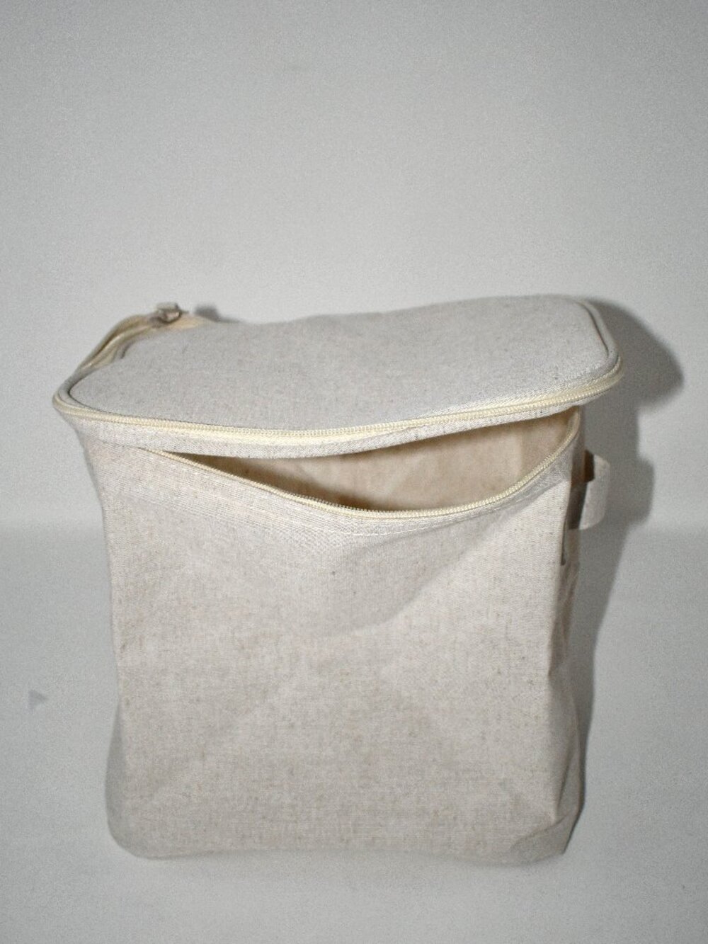 MUJI Medium Storage Box with Lid, Cotton Linen, Polyester, Off White, NWT